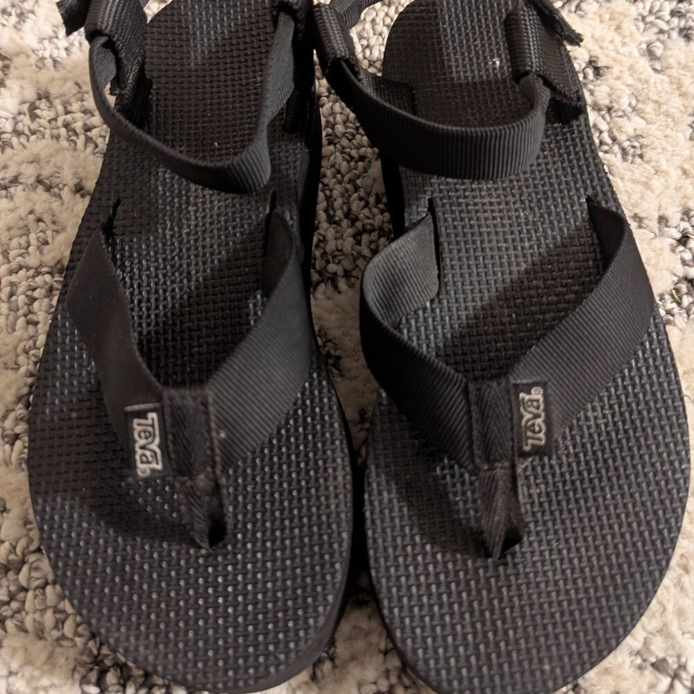 Platform Teva sandals sz 6